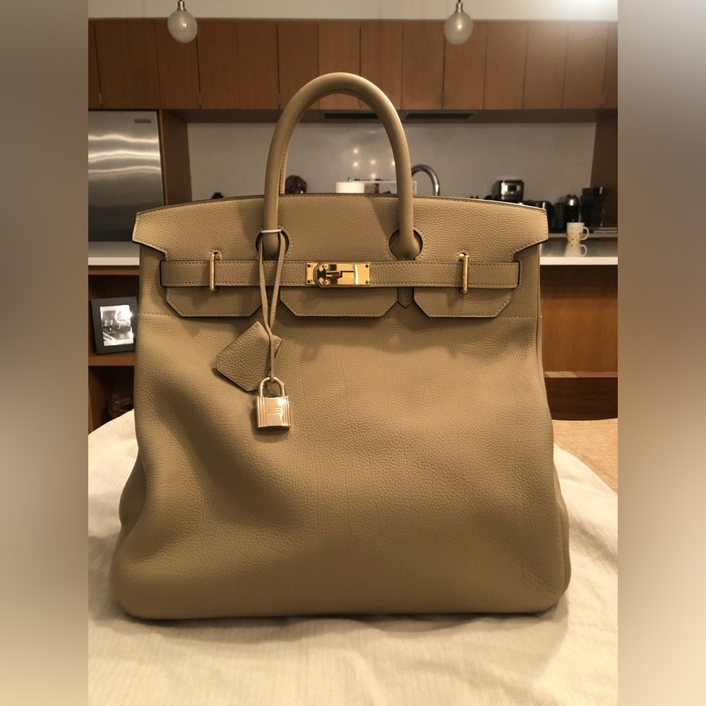 SOLD-Hermes HAC 40 Trench